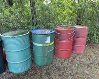 55 gallon steel drum(s) for waster and burning. Includes lids as shown in picture