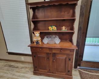 Solid Wooden Dining Room Hutch