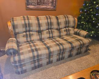 Reclining sofa