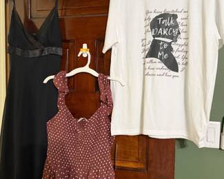 Novelty clothing