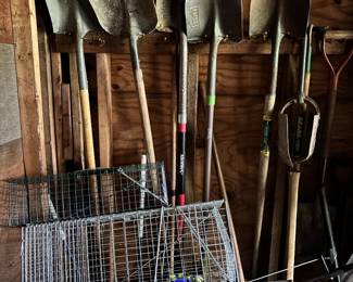 Collection of shovels