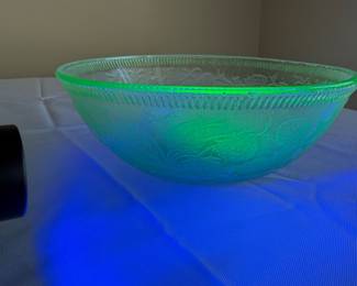 Uranium depression bowl 