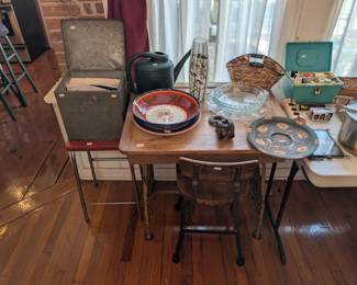 decoration, old school desk