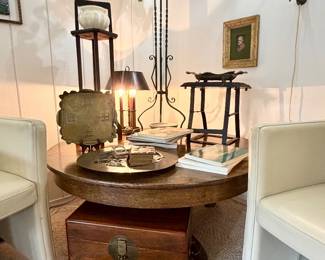 Antique oak round coffee table