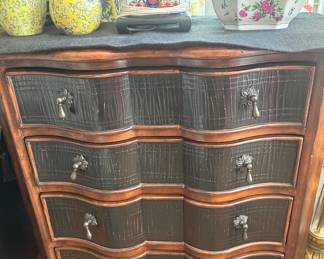 Ethan Allen Tall Bombay Table