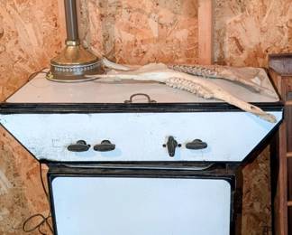 Antique enamel gas stove oven