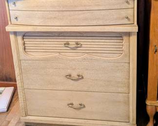 Mid-Century vintage dresser