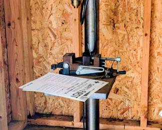 8 in bench Delta drill press