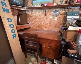 #225 oak desk with open lift top for drafting sheets 52x40x30 $75.00
