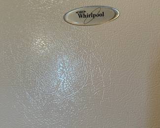 #180 18 cu Whirlpool frig white $120.00
