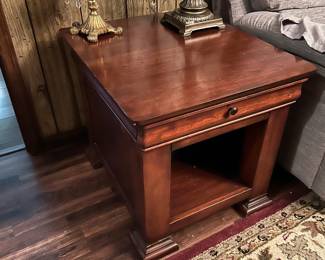 #46 Lane end table with 1 drawer 24x28x24 $120.00