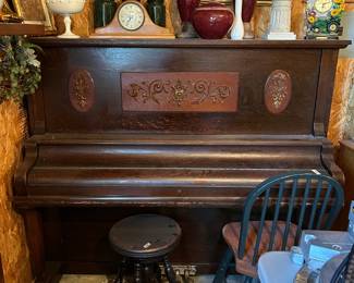 #192 Remington upright piano you move 60x28x56 YOU MOVE… $35.00
