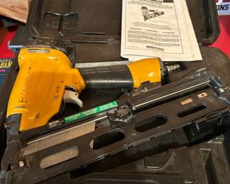 #185 Bostitch nail air gun in case N52FN N62fn $55.00