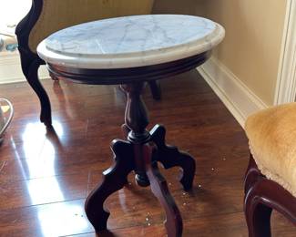 #18 round marble top end table with wood bottom 25x18x29 $6500
