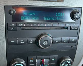 #177 2008 Chevy impala silver with leather interior, carport kept 172493 miles make a offer