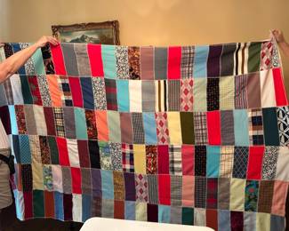 #144 98x63 polyester quilt with blanket stitch not quilted piece back $30.00