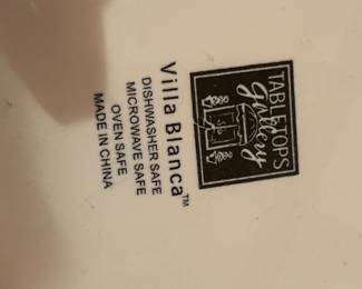 #183 Villa Blanca 3 piece serving set with lid base and stand $30.00