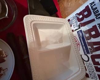 #183 Villa Blanca 3 piece serving set with lid base and stand $30.00
