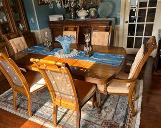 #1 American furniture co on wheels 72-x42x29 dining room table with 6 chairs w 2 leaves $175.00