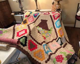 #136 machine piece hand stitched flower basket quilt 82x94 $100.00