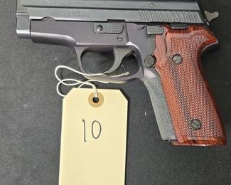Sig Sauer P229 .40 S&W Pistol with Holster