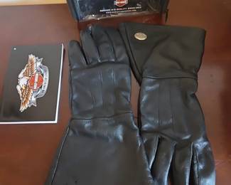 HarleyDavidson Genuine MotorClothes Heated Gauntlet Gloves second image