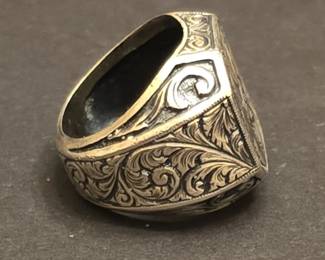 Ottaviani Sterling Silver Acanthus Leaf Engraved Signet Ring second image