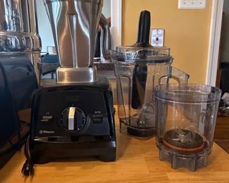 Vitamix A Ascent Series Blender with Stainless Steel Container and Blending Bowl