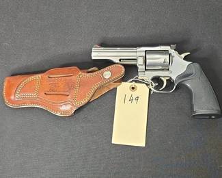 Dan Wesson Model 15-2 .357 Magnum Revolver