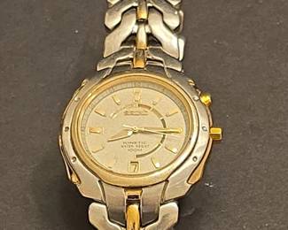 Seiko Kinetic Indicator 5M62-0B50 Two-Tone Watch