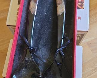 Vintage Horn and Wood Salad Server Set with Leaf Motif