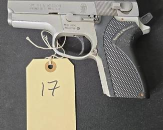 Smith & Wesson Model 6906 9mm Pistol