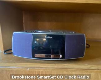 Brookstone SmartSet CD Clock Radio