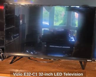 Vizio EC inch LED Television