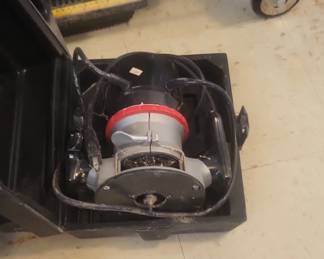 Craftsman . HP Router with Case Model .