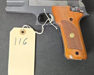 Smith Wesson Model 422 .22 LR Semi Automatic Pistol