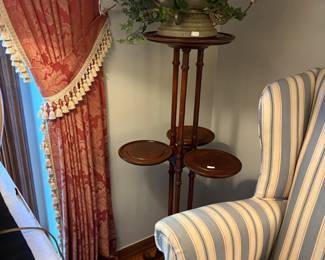 . . . great plant stand
