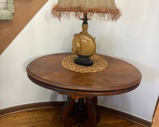 . . . cute lamp table and lamp