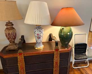 . . . great lamp assortment