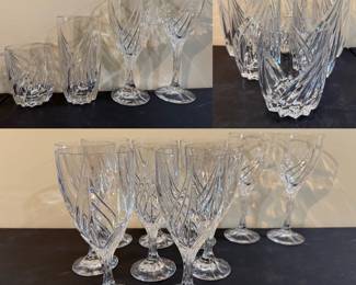 clear crystal glasses feature the distinctive twirled swirl-cut pattern of the Lenox Debut glassware