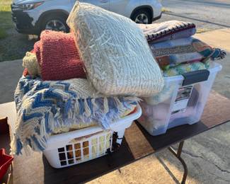 Blanket throws afghans $1 ea!! 