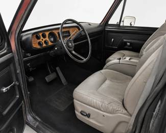 1979 Dodge D100 — 318 V8, 4-Barrel Automatic- asking price $12,500