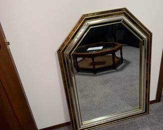 HEXAGONAL WALL MIRROR