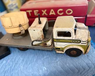 Mobile Searchlight Toy Truck