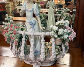 Large Lladro "Far Away Thoughts"signed by artist - RARE