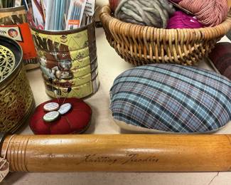 Vintage Knitting Needles Wood Case