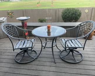 Bird Bath - Cast Aluminum Bistro Set (Swivel Chairs ) - Pots