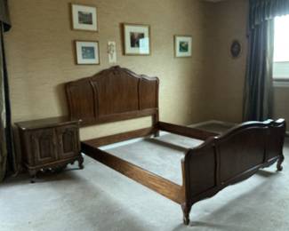 Drexal Heritage French Collection Queen Bed