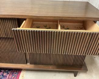 Mid Century America of Martinsville Faux Bamboo Chest/Dresser