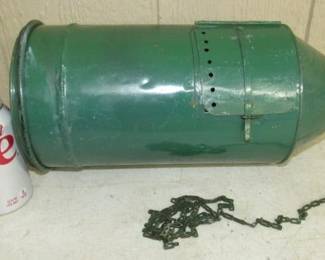 Pull Behind Torpedo Minnow Bucket